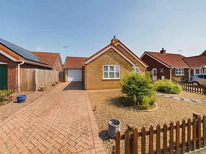 3 Bedroom Detached Bungalow For Sale In Napthans Lane, Wimbotsham, PE34