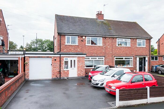 3 Bedroom Semi-Detached House For Sale In St Georges Road, Carrington, Manchester, M31