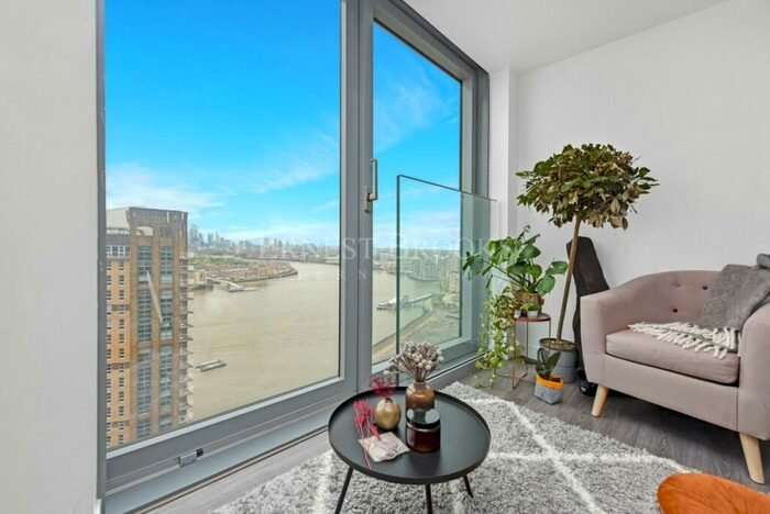 1 Bedroom Apartment To Rent In Landmark Pinnacle, Canary Wharf, E14
