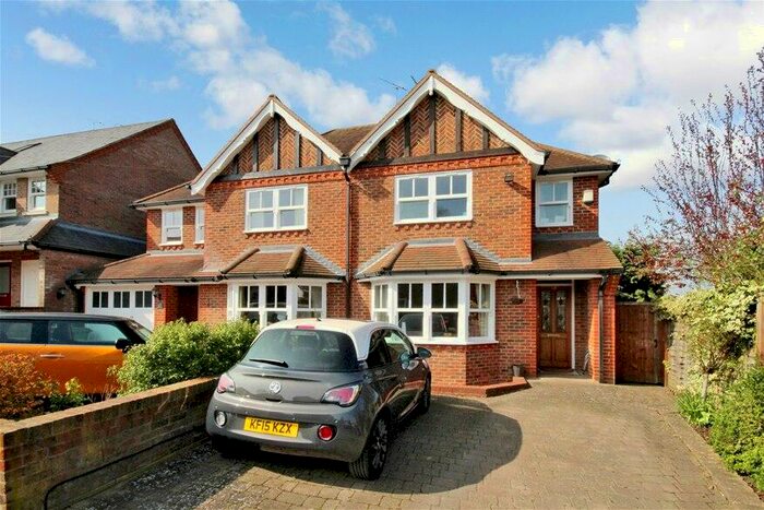 4 Bedroom House To Rent In Westway, Harpenden, AL5