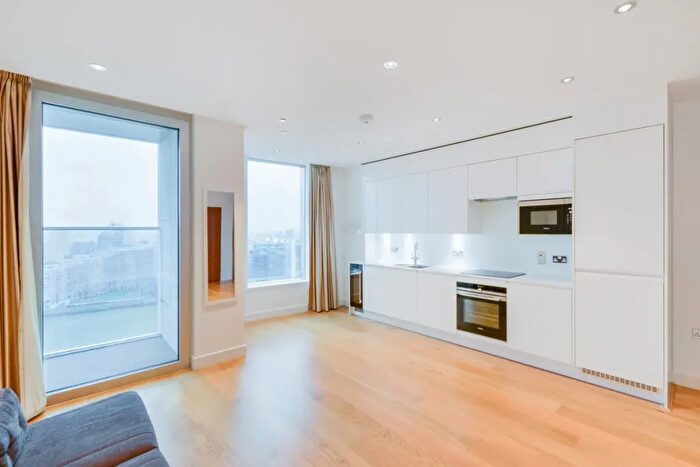Studio To Rent In Waterview Drive, Arora Tower, Greenwich, SE10