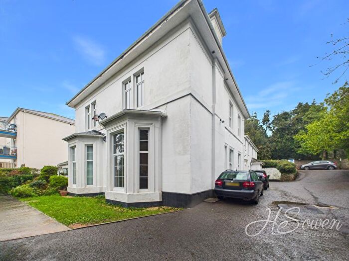 1 Bedroom Flat For Sale In Old Torwood Road, Torquay, TQ1