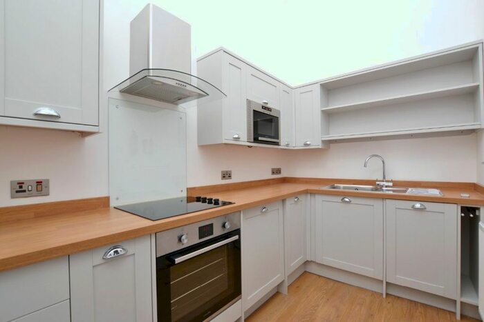 2 Bedroom Flat To Rent In St. Oswalds Hospital, Upper Tything, Worcester, WR1