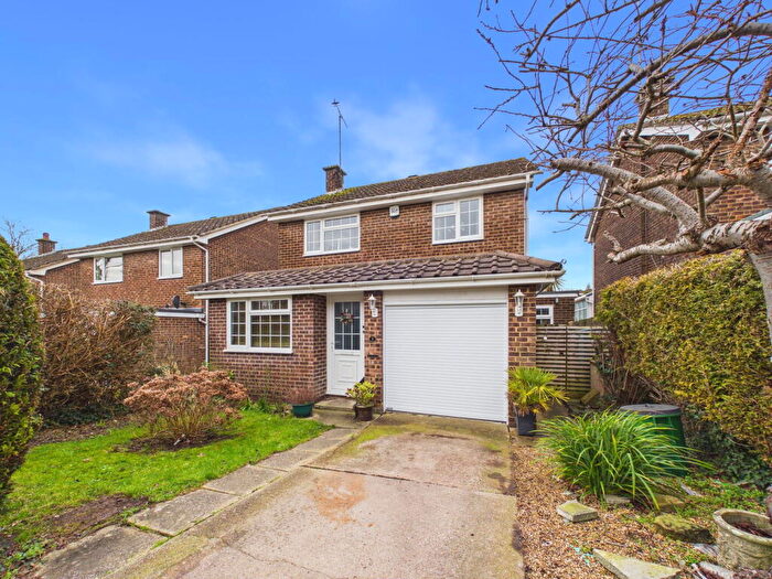 4 Bedroom Detached House For Sale In Annington Gardens, Shoreham By Sea, BN43