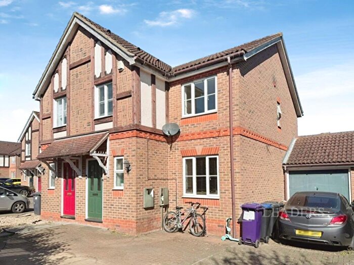 3 Bedroom Semi Detached House For Sale In Serpentine Close, Stevenage, Hertfordshire, SG1