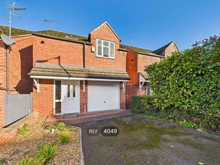3 Bedroom Detached House To Rent In Pilkington Road, Mapperley, Nottingham, NG3