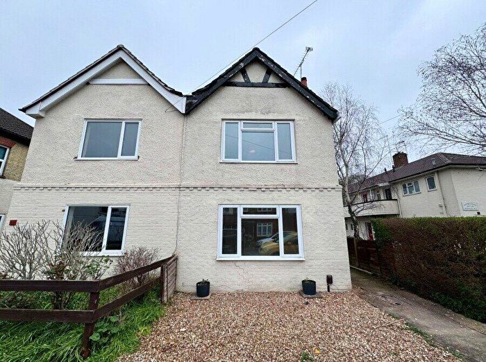 3 Bedroom Semi-Detached House To Rent In Morris Road, Farnborough, GU14
