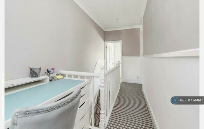 3 Bedroom Semi-Detached House To Rent In Meyrick Crescent, CO2