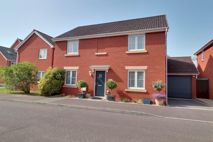 4 Bedroom Detached House For Sale In Bramley Close, Wellington, Somerset, TA21