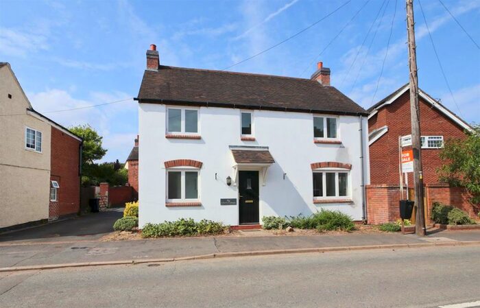 4 Bedroom Detached House For Sale In Main Street, Breedon-On-The-Hill, DE73