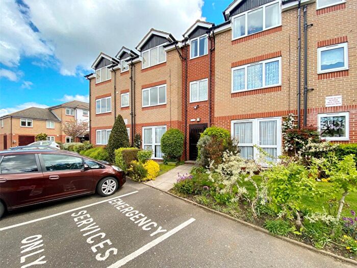 1 Bedroom Flat To Rent In Oakleigh Close, Swanley, BR8