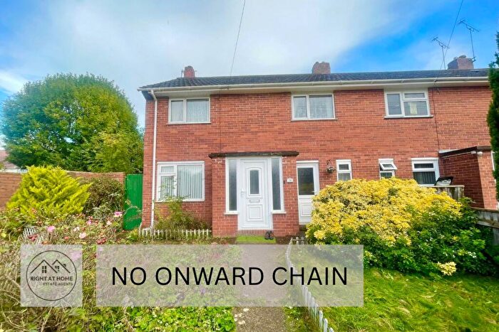 3 Bedroom End Of Terrace House For Sale In Brookway, Whipton, Exeter, EX1