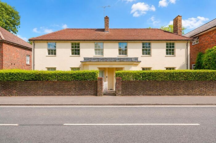1 Bedroom Apartment For Sale In Park Street, St. Albans, Hertfordshire, AL2