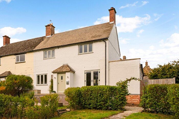 3 Bedroom Semi-Detached House For Sale In Stonebridge, Todenham, Moreton-in-Marsh, Gloucestershire, GL56