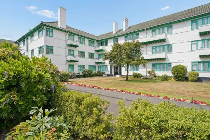 3 Bedroom Flat To Rent In Elm Park Court, Pinner, HA5