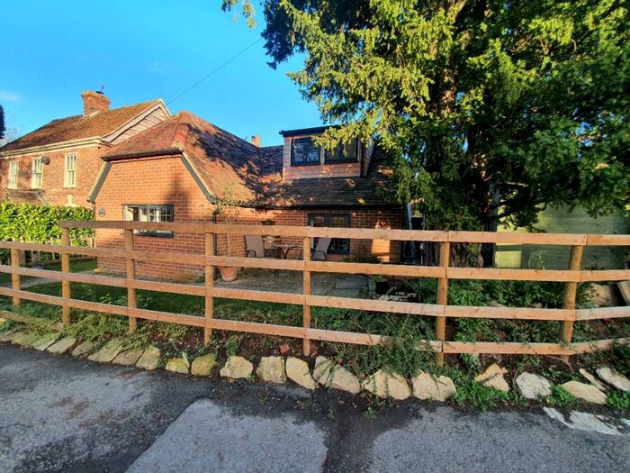 1 Bedroom Semi-Detached Bungalow For Sale In East Hendred, Near Wantage, Oxfordshire, OX12