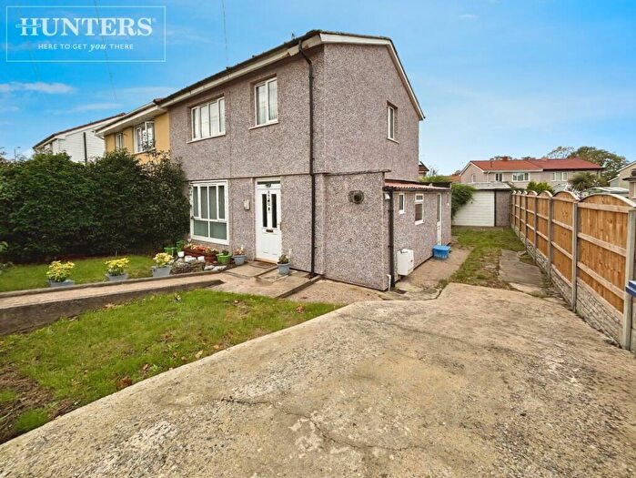 3 Bedroom Semi Detached House For Sale In Beckett Road, Doncaster, DN2