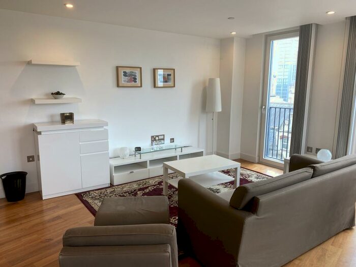 2 Bedroom Apartment To Rent In Hayes Apartments, Cardiff, CF10