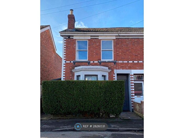 3 Bedroom Semi Detached House To Rent In Lysons Avenue, Gloucester, GL1