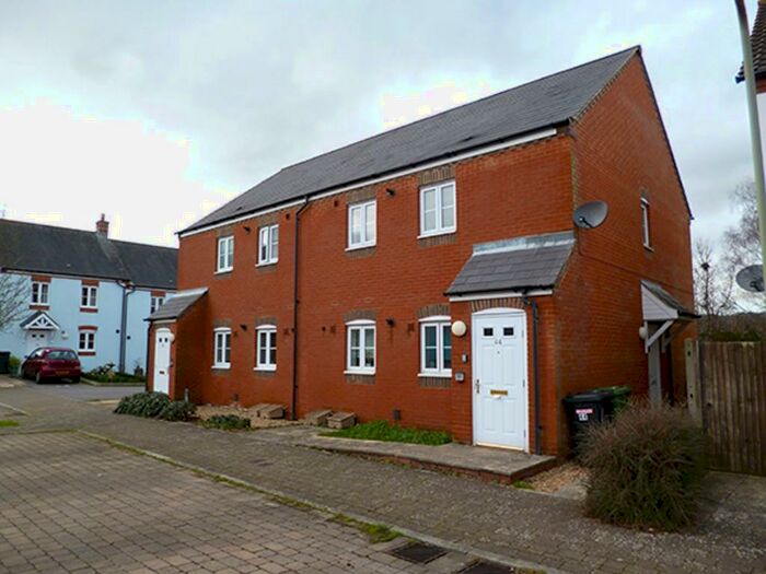 1 Bedroom Flat To Rent In Collingwood Way, Petersfield, Hampshire, GU31