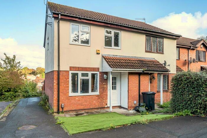 3 Bedroom End Of Terrace House To Rent In Catmint Close, Woodhall Park, SN2