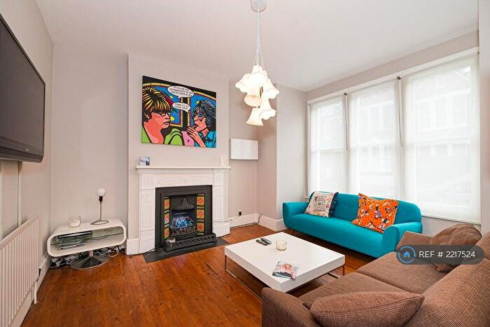 2 Bedroom Flat To Rent In Balham, London, SW12