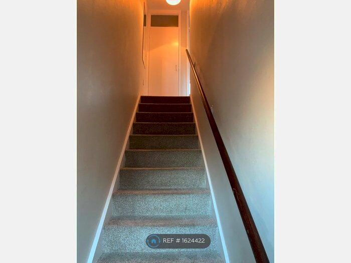 1 Bedroom Flat To Rent In Ermine Road, Huntington, PE29