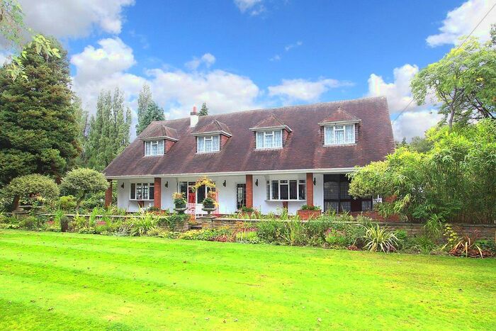 6 Bedroom Detached House To Rent In Essington, Willowbrook House, Sneyd Lane, WV11