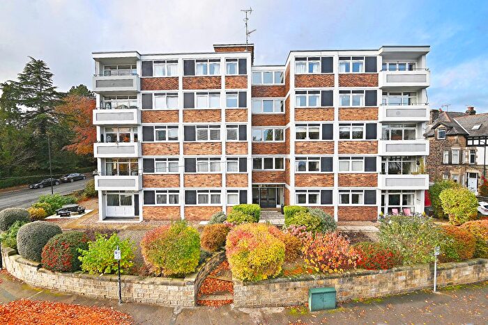 3 Bedroom Flat For Sale In Majestic Court, Spring Grove, Harrogate, HG1