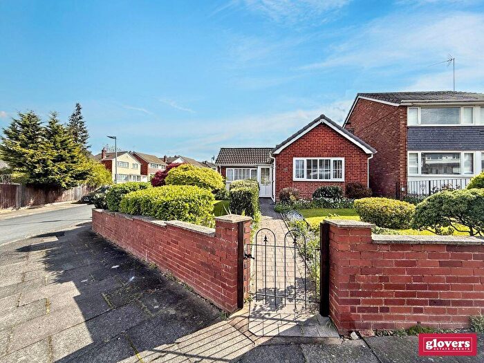 2 Bedroom Bungalow For Sale In Listowel Road, Kings Heath, Birmingham, B14