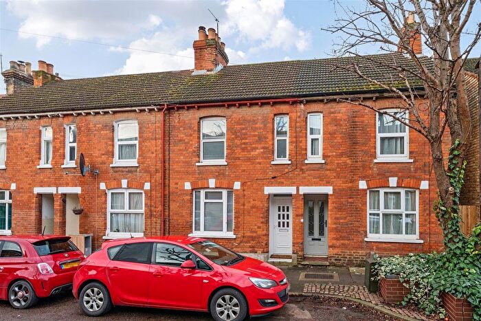 3 Bedroom Terraced House For Sale In Hartington Street, Bedford, MK41
