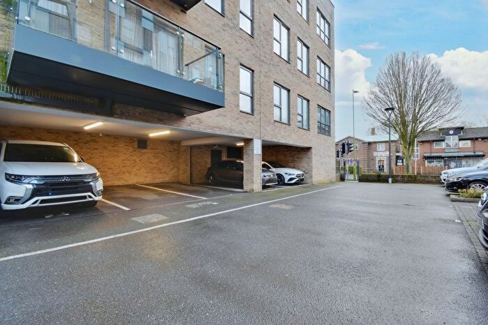 1 Bedroom Flat To Rent In Elliott Court, Oxhey Drive, Watford, Hertfordshire, WD19