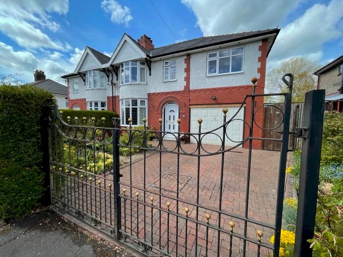 Houses for sale in Penwortham, Lancashire