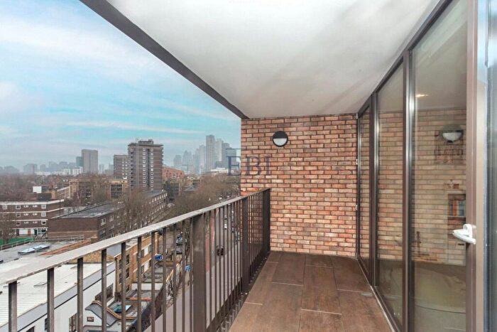 2 Bedroom Apartment For Sale In Rosewood Building, Shoreditch Exchange, Gorsuch Place, Hoxton, E2