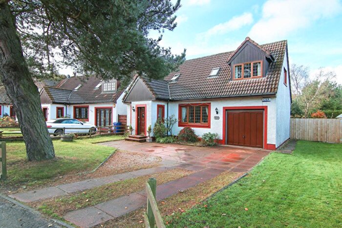 3 Bedroom Detached House For Sale In Seven Pines, Wellingon Cottages, Penicuik, EH26