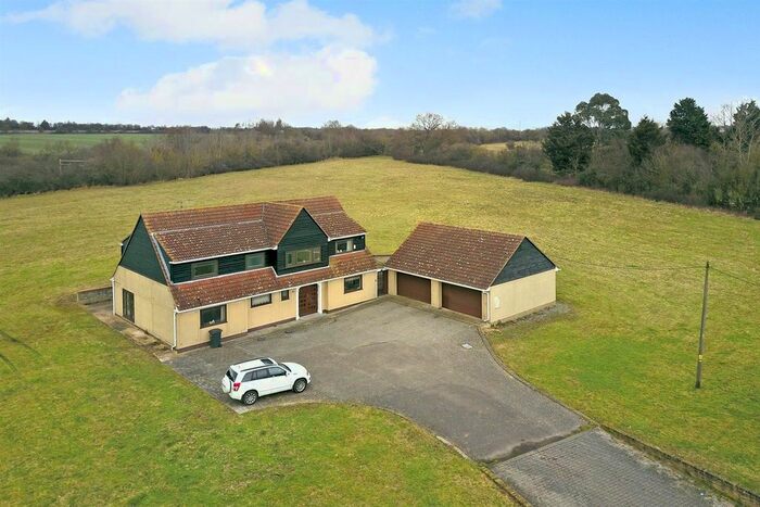 5 Bedroom Detached House For Sale In Maldon Road, Margaretting, Ingatestone, CM4