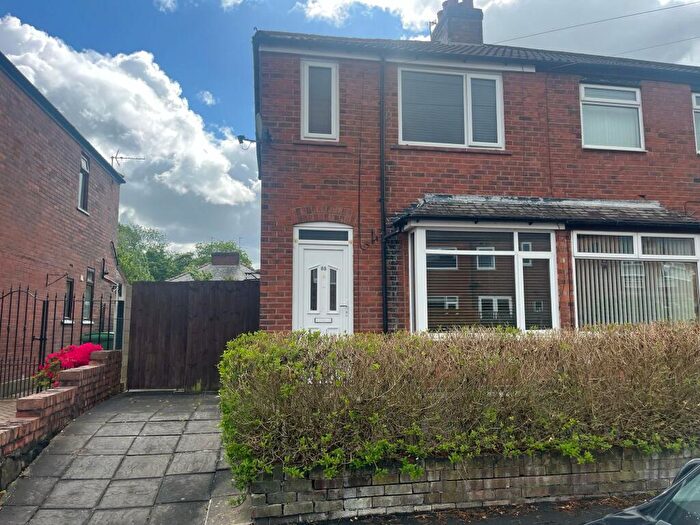 2 Bedroom Semi Detached House To Rent In Ashworth Street, Failsworth, M35