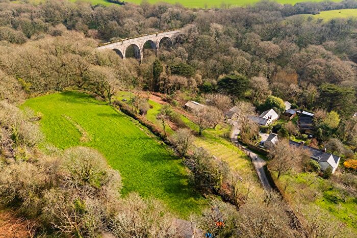 8 Bedroom Barn Conversion For Sale In Versatile -Acre Estate With Multiple Dwellings, Lowertown, TR13