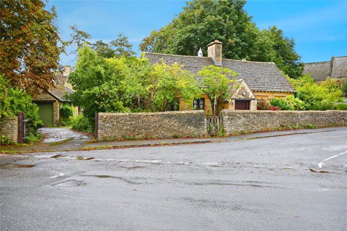 3 Bedroom Detached House For Sale In Ramsden, Oxfordshire, OX7