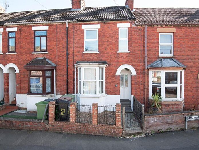2 Bedroom Terraced House To Rent In Lister Road, Wellingborough, NN8