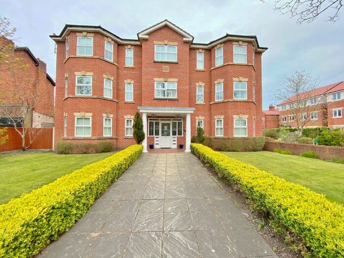 2 Bedroom Flat To Rent In Aughton Road, Birkdale, Southport, PR8