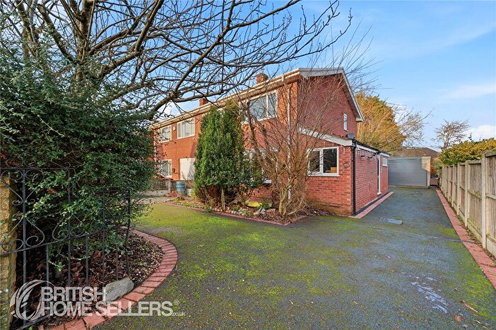 4 Bedroom Semi Detached House For Sale In Becketts Lane, Chester, Cheshire, CH3