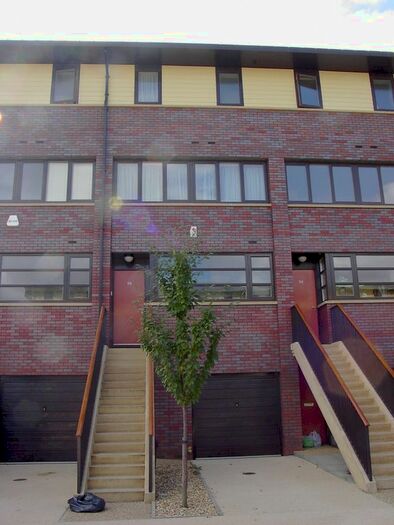 4 Bedroom Town House To Rent In Enterprise Lane, Campbell Park, Milton Keynes MK9