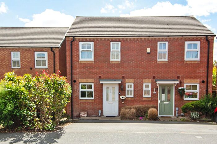 2 Bedroom Semi-detached House For Sale In Yorkshire Grove, Walsall, WS2