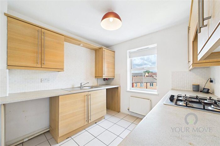 2 Bedroom Flat To Rent In Newport Pagnell Road, Wootton, Northampton, NN4