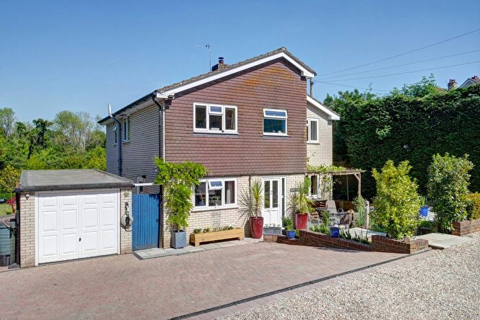 4 Bedroom Detached House For Sale In Manor Road, Horam, TN21