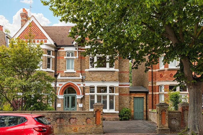 6 Bedroom Detached House For Sale In St. Leonards Road, London, W13