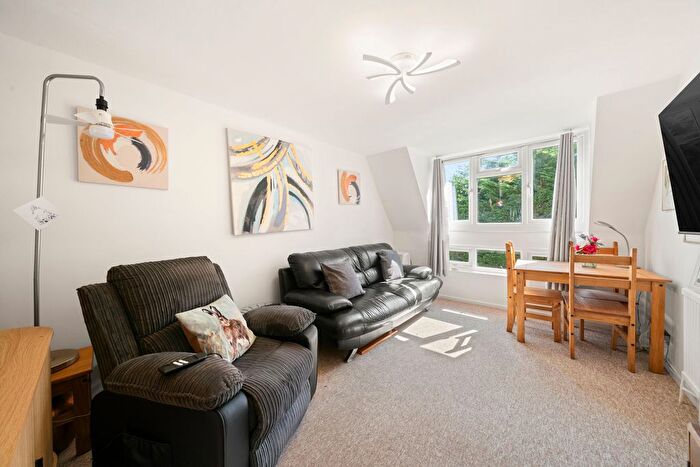 1 Bedroom Maisonette For Sale In Thirlmere Gardens, Northwood, HA6
