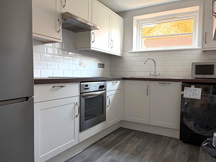 2 Bedroom Flat For Sale In Burlington Road, Swanage, Dorset, BH19 - Photo 5
