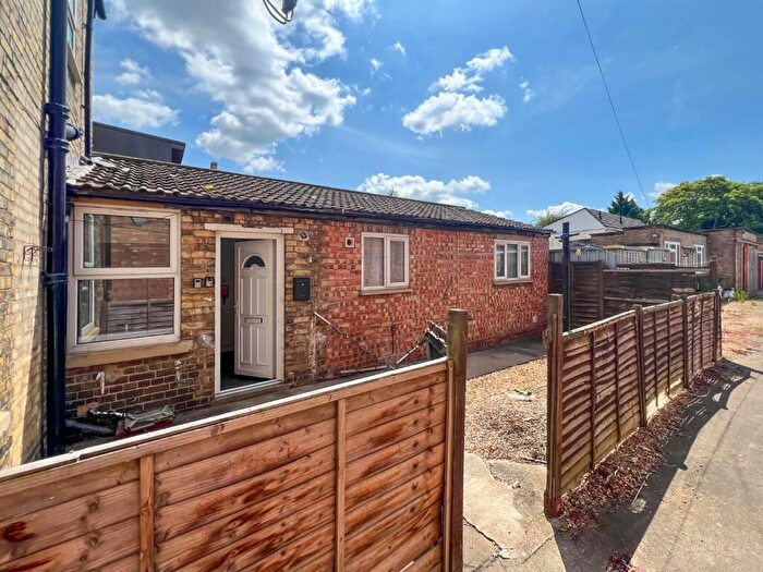 2 Bedroom Flat For Sale In Cavendish Street, Peterborough, PE1